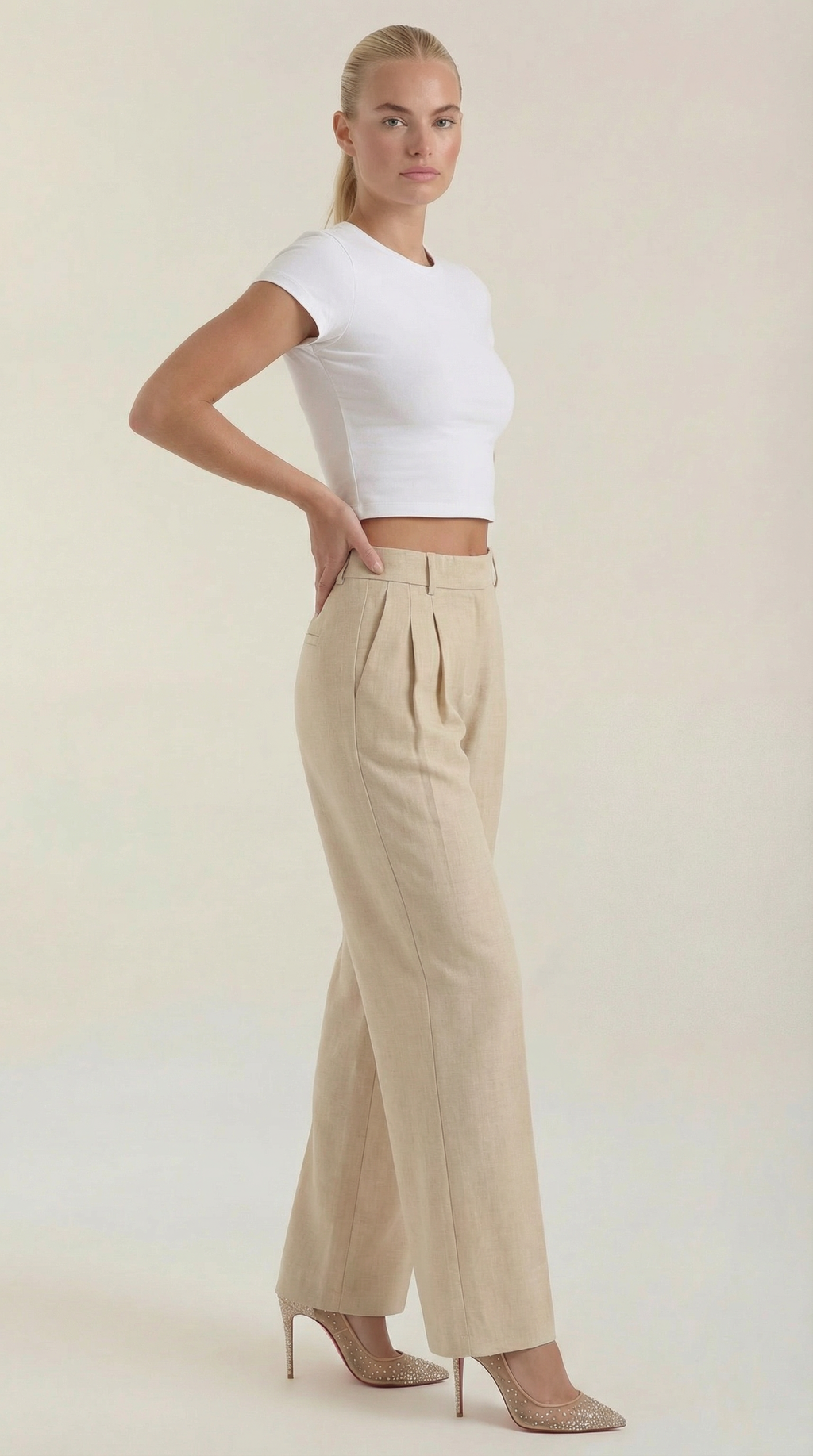 Mason | Stylish Pleated High-Rise Wide Leg Trousers 1