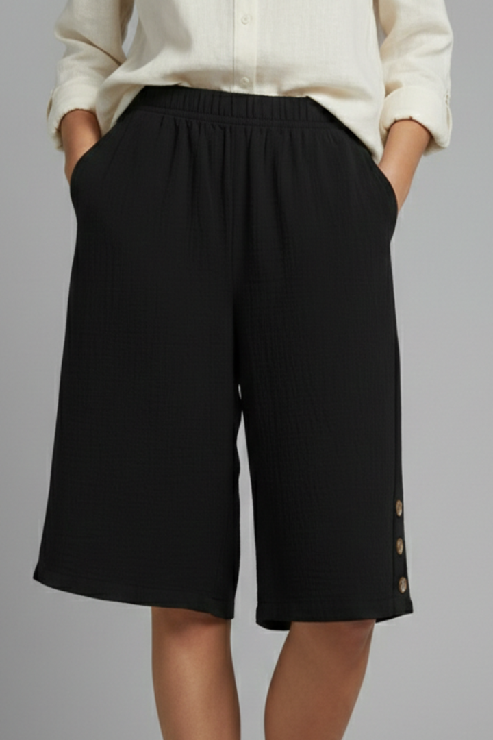 Mia | Casual Knee-Length Shorts with Button Detail 0