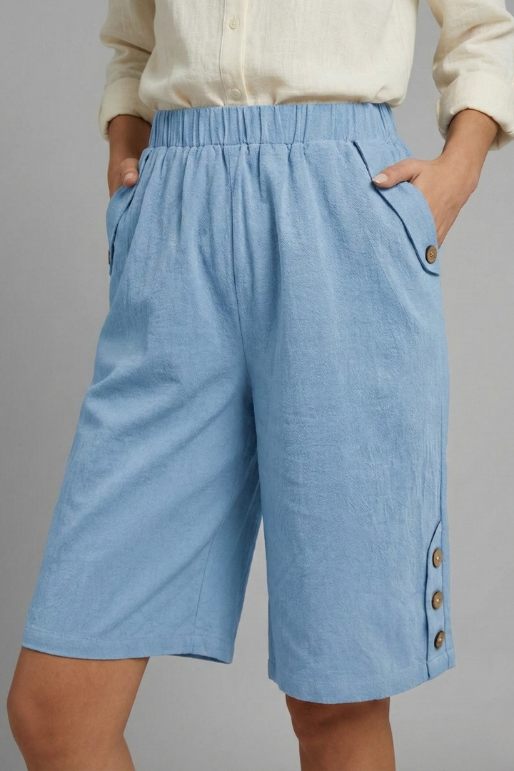 Mia | Casual Knee-Length Shorts with Button Detail 6