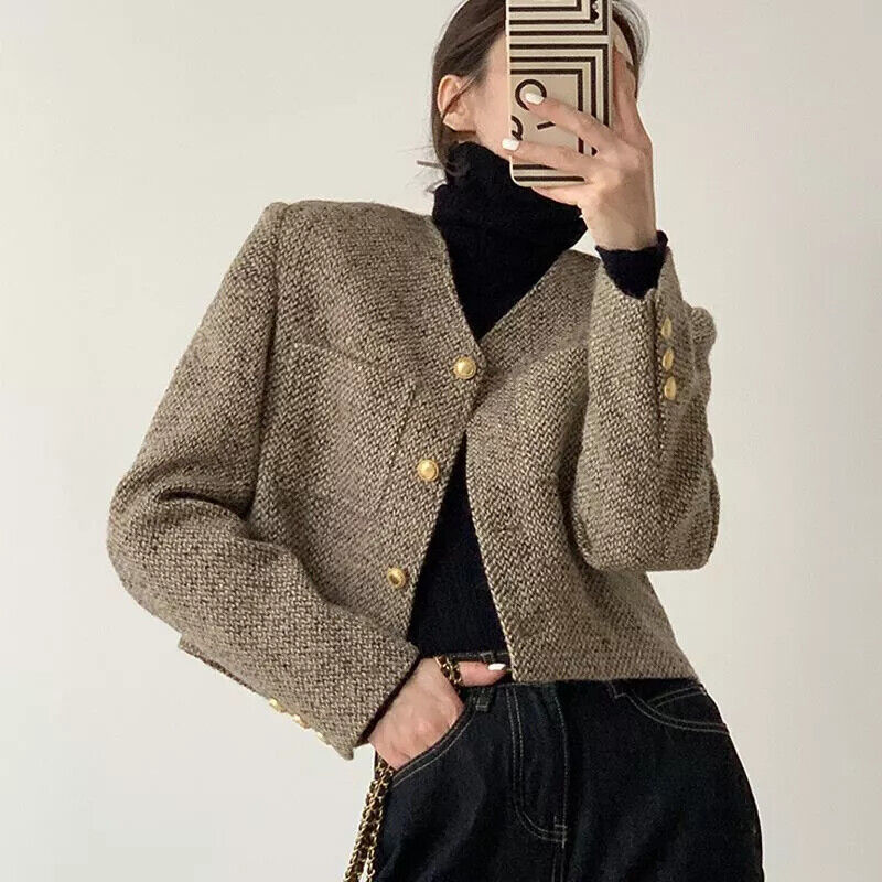 Mia | Chic Tailored Cropped Blazer for Women in Black 0
