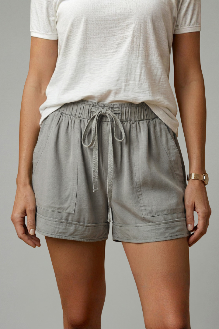 Mia | Comfortable Relaxed Fit Shorts with Pockets 9
