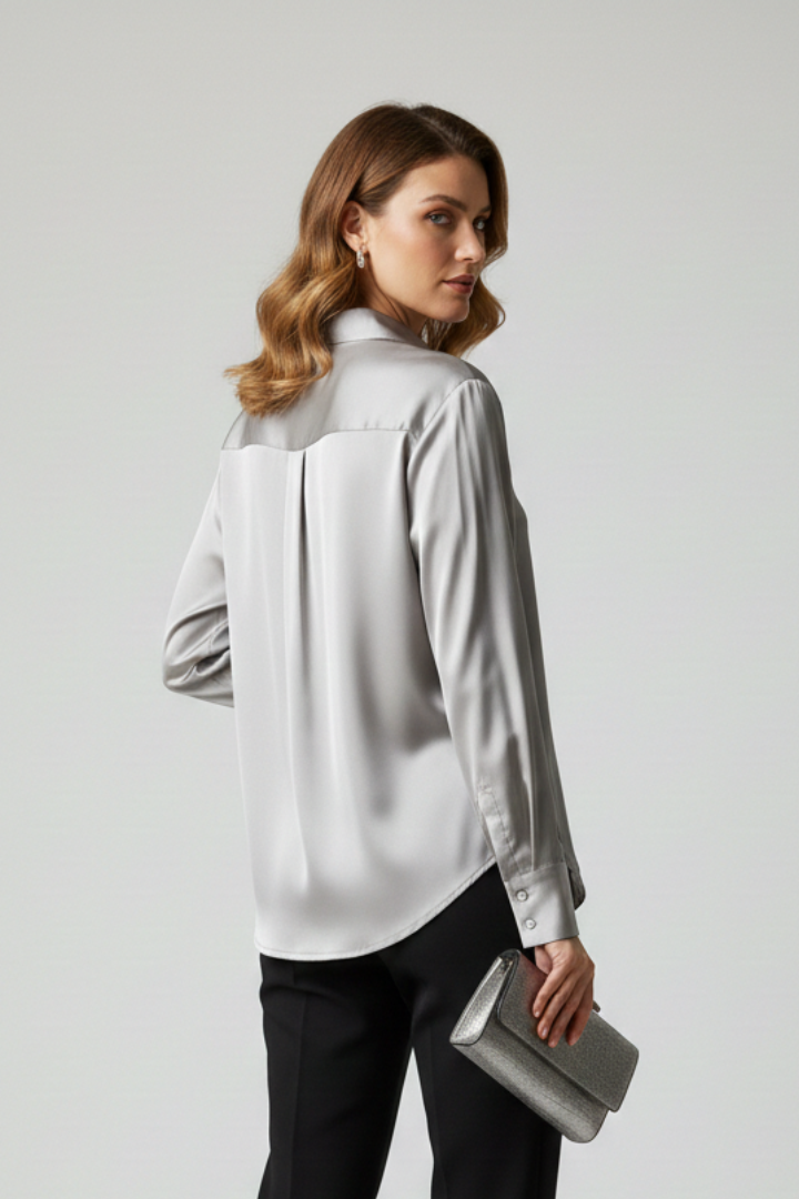 Mia | Elegant Button-Up Collared Shirt with Long Sleeves 2