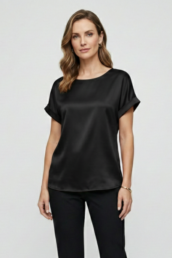Mia | Elegant Drop-Shoulder Round Neck T-shirt 10