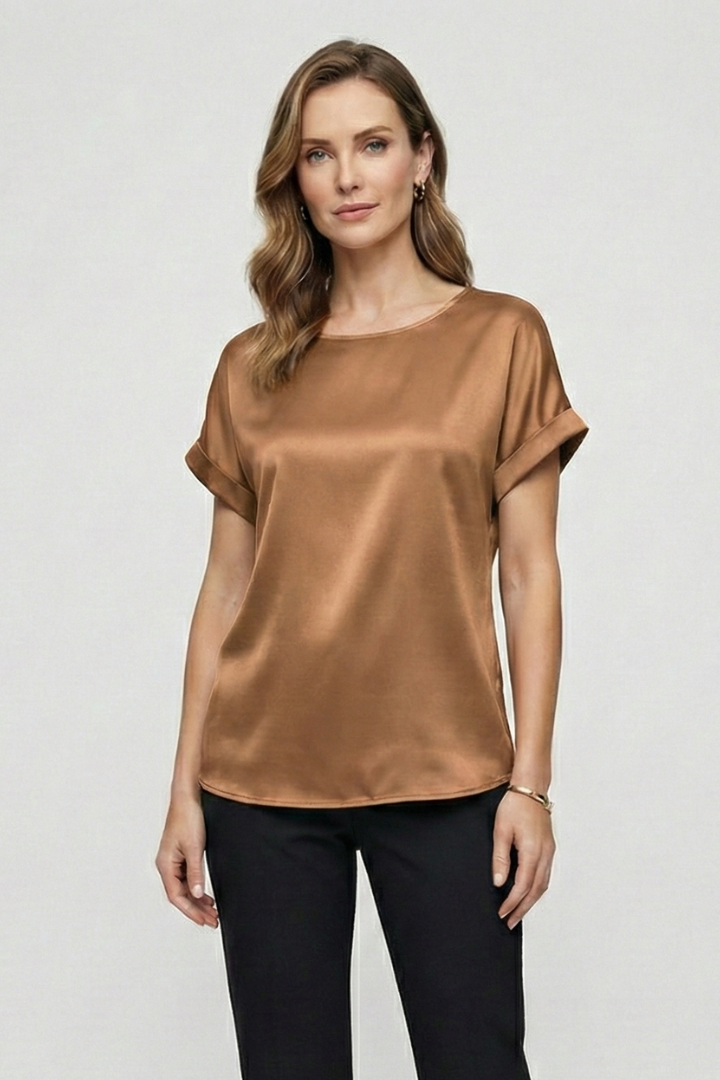 Mia | Elegant Drop-Shoulder Round Neck T-shirt 6