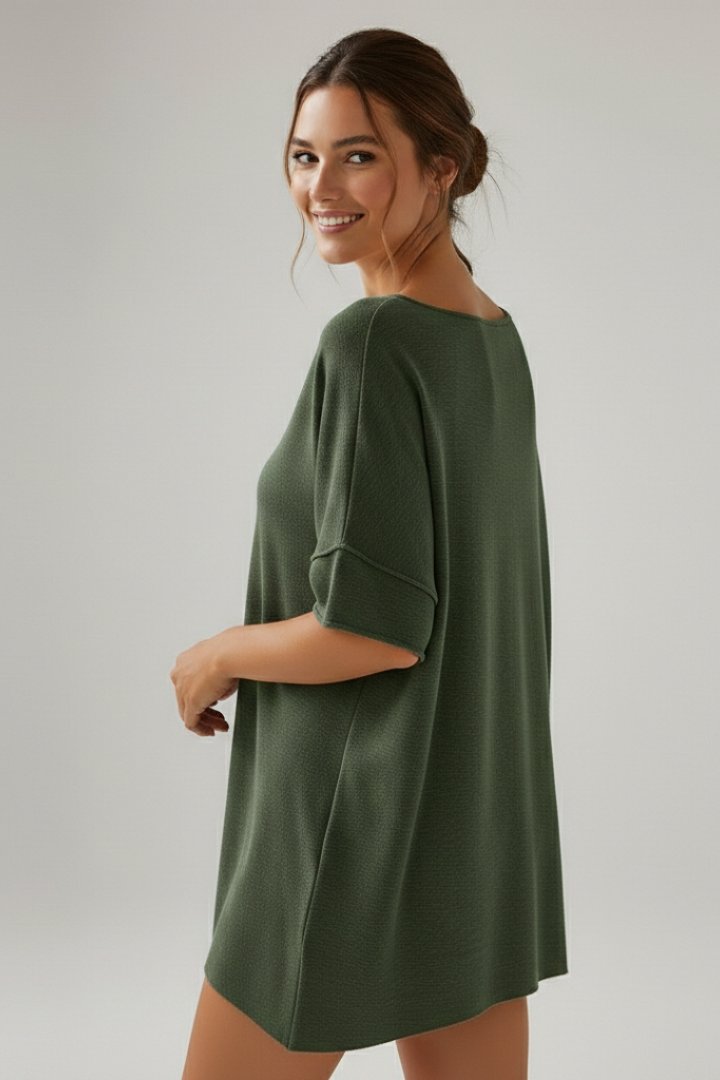 Mia | Relaxed Fit Oversized T-Shirt for Women 1