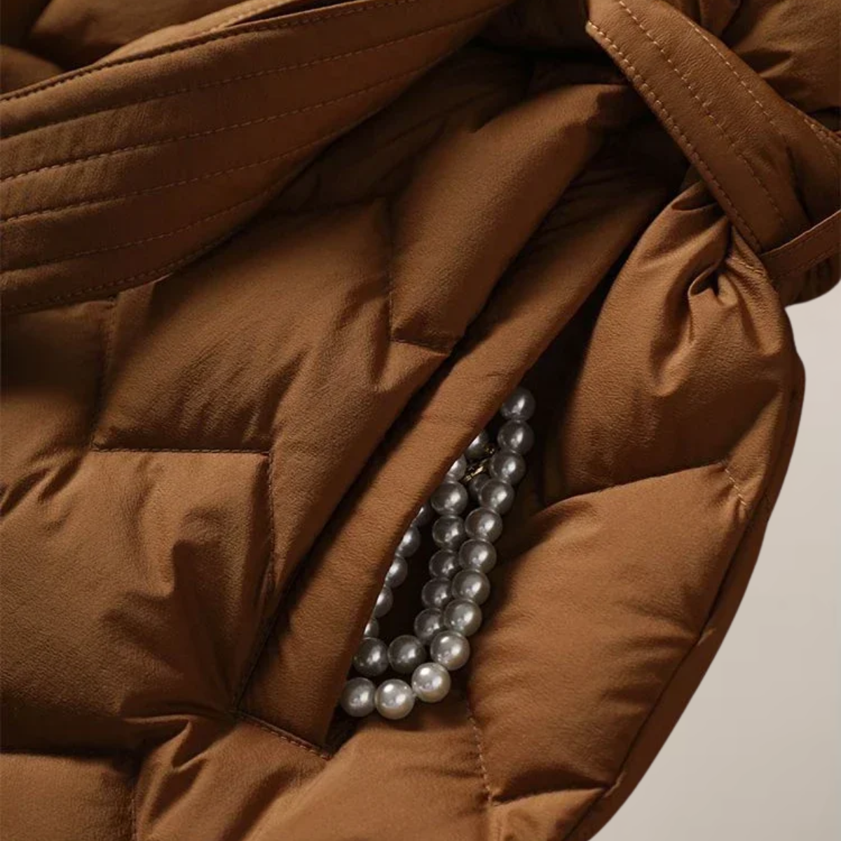 Mia | Stylish Black Quilted Puffer Jacket for Women 4