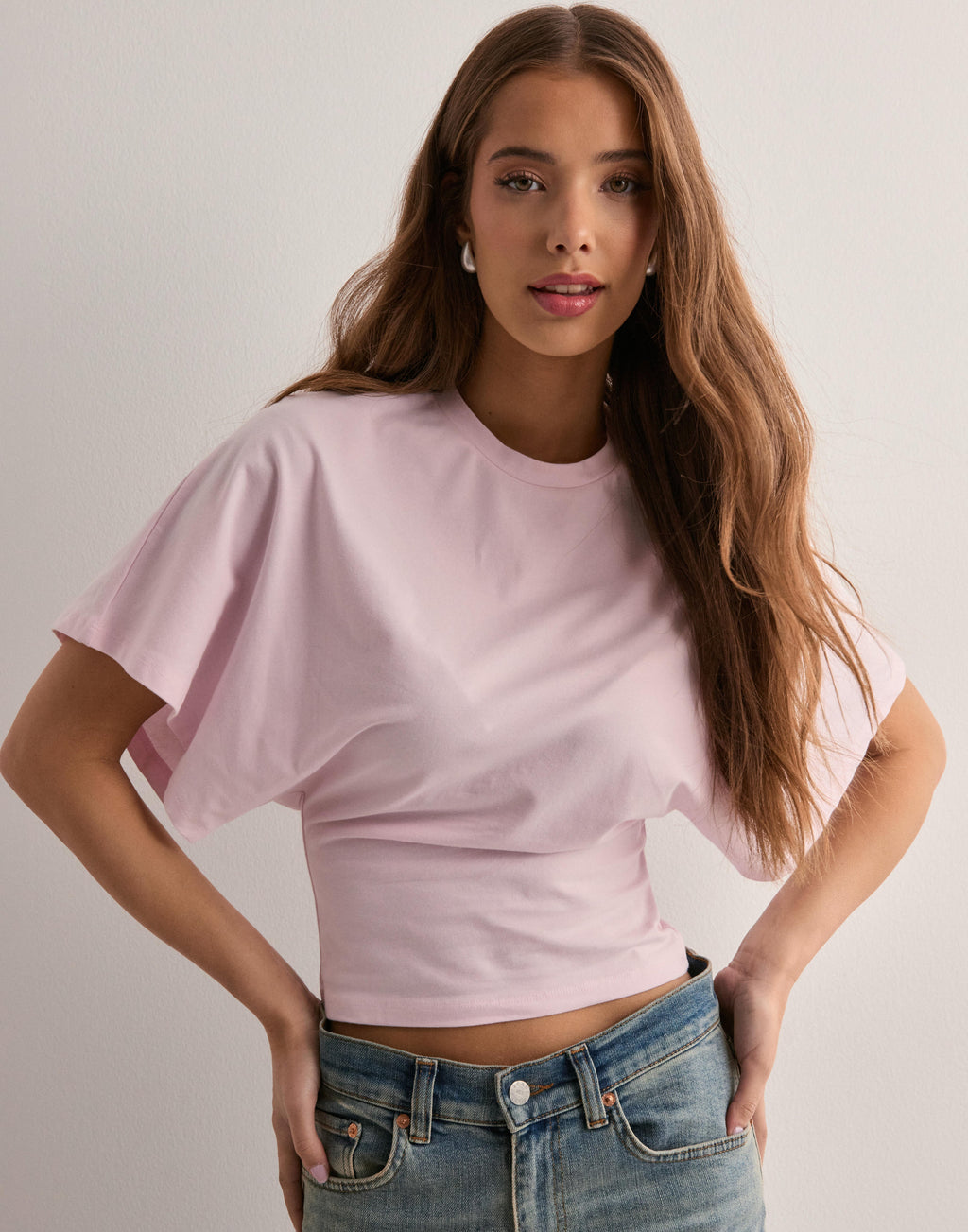 Mia | Stylish Fitted T-Shirt with Flared Sleeves 4