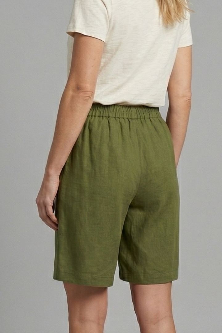 Samantha | Comfortable Mid-Length Casual Shorts 3