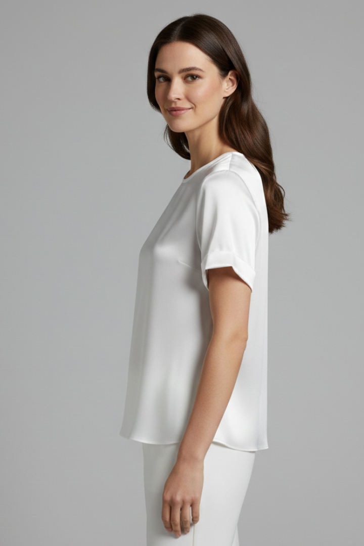 Sophia | Classic Comfortable Women's T Shirt 2