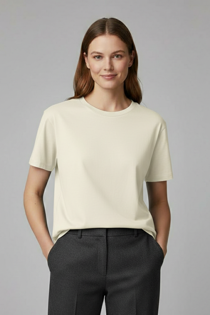Sophie | Versatile Relaxed Women's T Shirt with Round Neckline 7