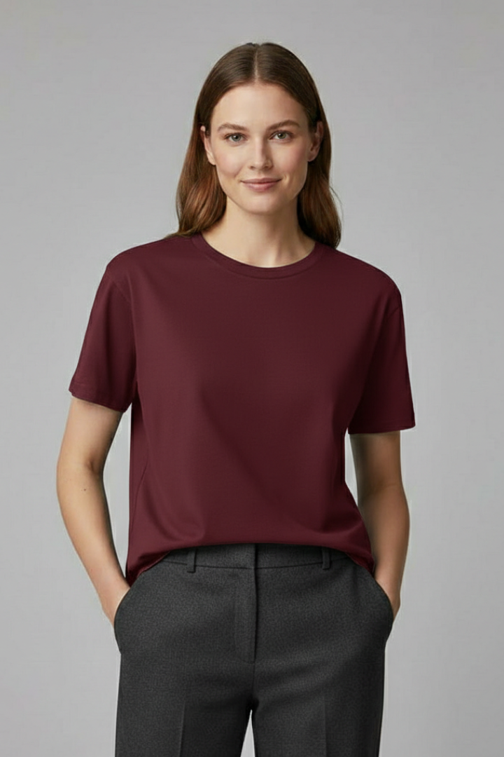 Sophie | Versatile Relaxed Women's T Shirt with Round Neckline 8